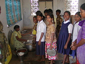 children receiving food